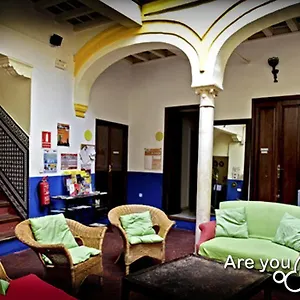 Traveler's Hotel
